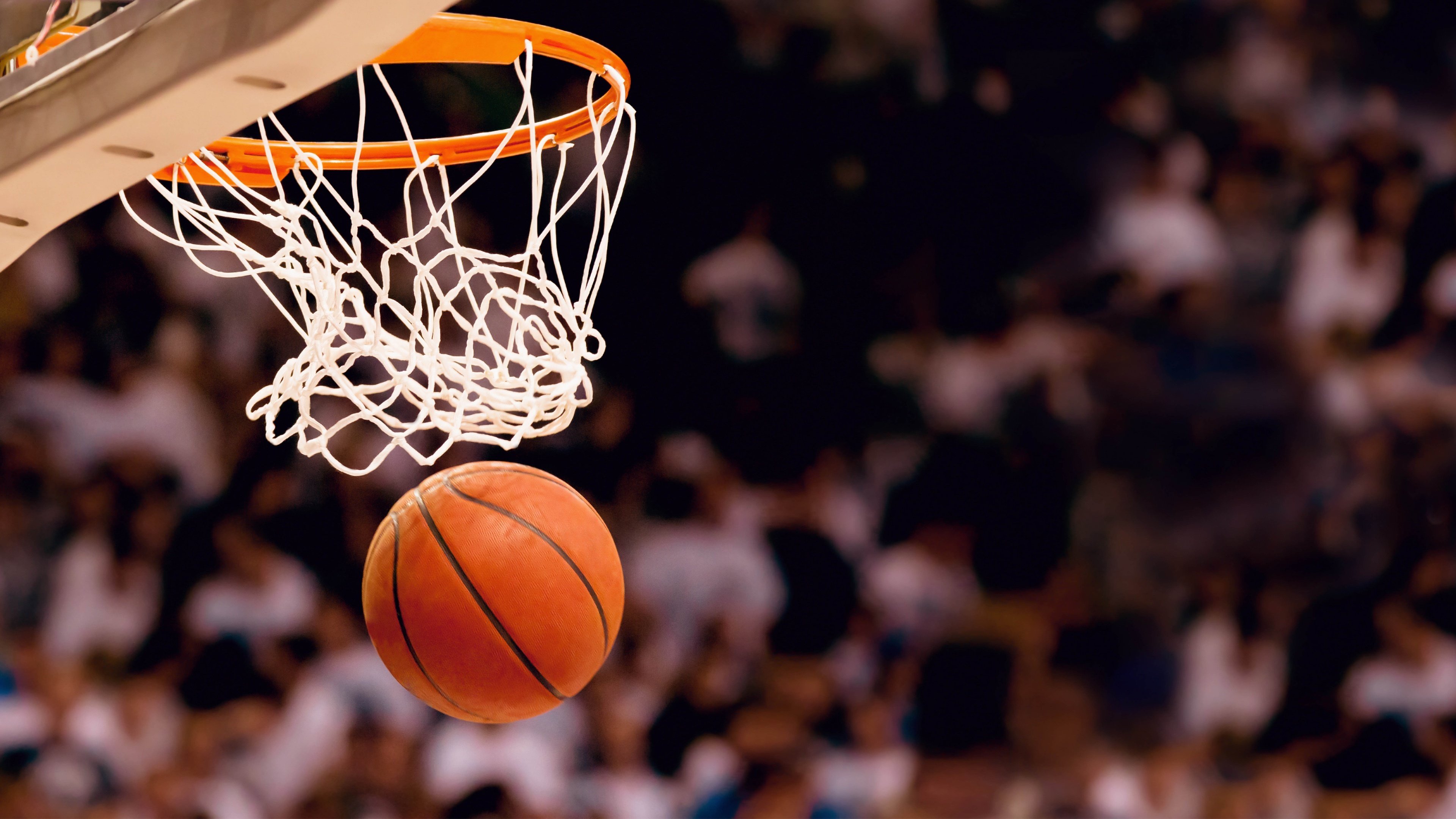 湖人绝杀森林狼，全明星赛前哨战中詹姆斯三分雨不断，nba湖人打森林狼